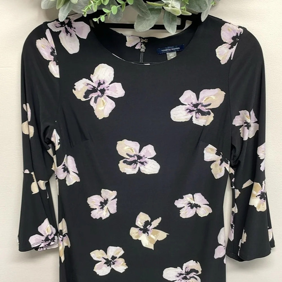 NWOT Tommy Hilfiger Floral Printed Jersey Bell Sleeve A-Line Dress 4 - Picture 3 of 16